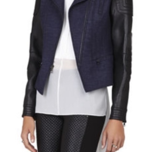 BCBG Blazer - Picture 6 of 7